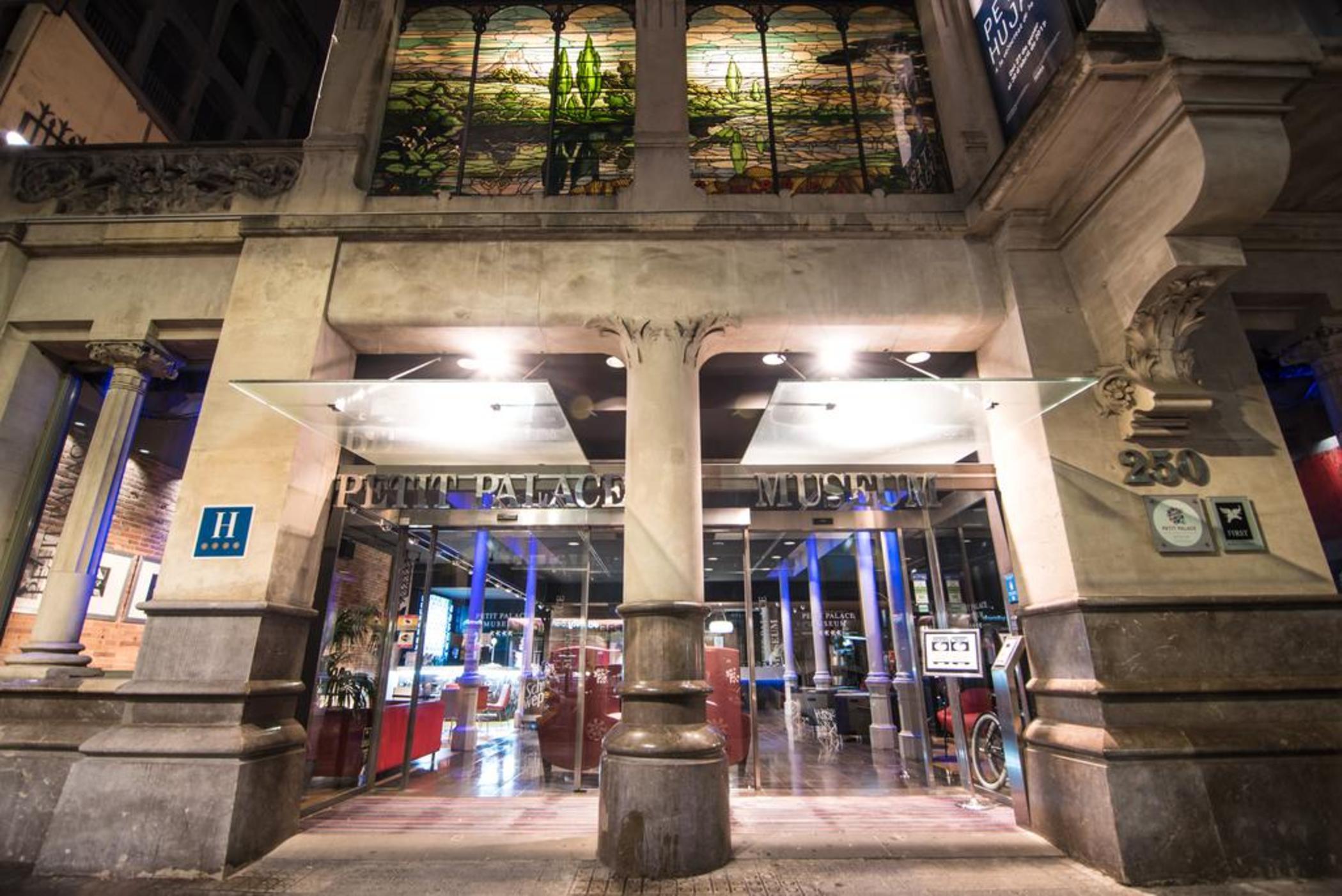Petit Palace Museum Barcelona Buitenkant foto